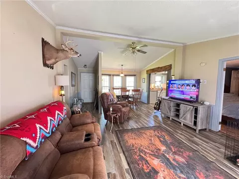 2354 Pleasant Ridge Rd, State Road, NC 28676 photo 4