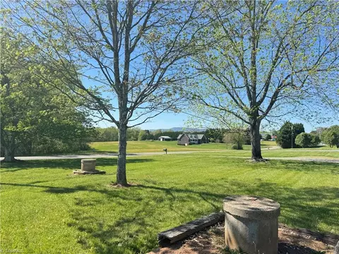 2354 Pleasant Ridge Rd, State Road, NC 28676 photo 16