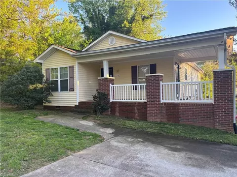 714 Alexander St, Winston Salem, NC 27127