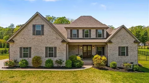 5303 Sicily St, Oak Ridge, NC 27310 photo 1