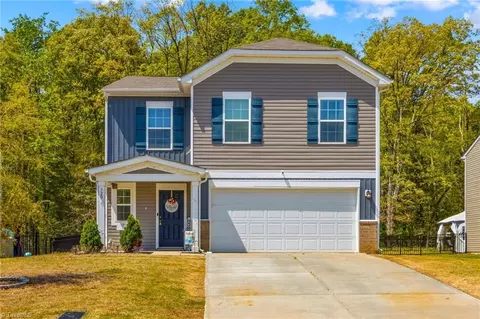 320 Silver Oak Cir, Rockwell, NC 28138