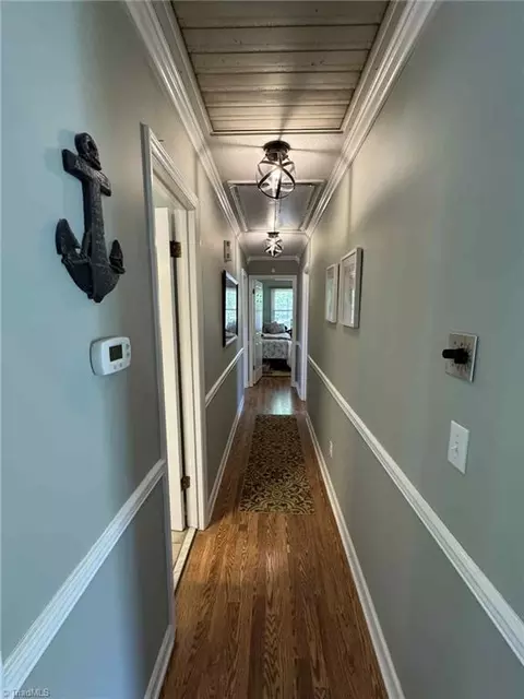 Entry Way - 109 Eldridge Ln, State Road, NC 28676 photo 2 of 3