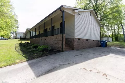 225 Rivermeade Dr, Archdale, NC 27263