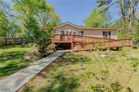 3723 Buckhorn Rd, Efland, NC 27243