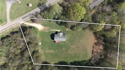 1600 Carson Rd, Pilot Mountain, NC 27041 photo 3