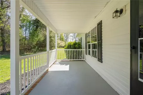1600 Carson Rd, Pilot Mountain, NC 27041 photo 4