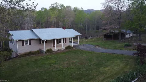 205 Martha Lowe Rd, Lowgap, NC 27024 photo 4