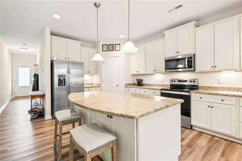 Kitchen - 7734 Carson Path, Summerfield, NC 27358 photo 4 of 8