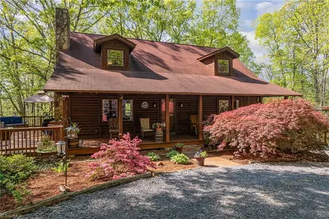 848 Hollingsworth Road Ext, Randleman, NC 27317