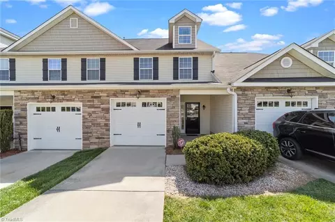 1954 Sentry Pointe Ln, Winston Salem, NC 27127