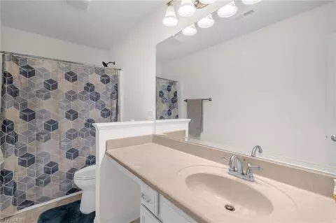 Bath - 6212 Hampton Chase Dr, Clemmons, NC 27012 photo 1 of 1