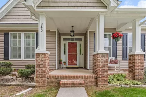 243 Bridgewater Dr, Bermuda Run, NC 27006