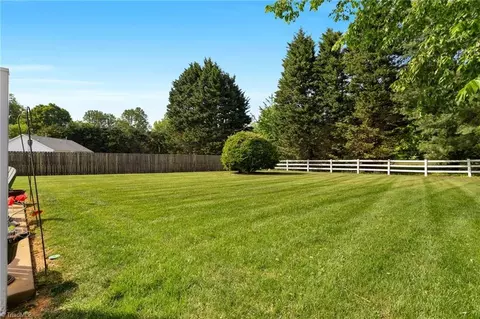 Exterior - 109 Stapleton Way, High Point, NC 27265 photo 2 of 4