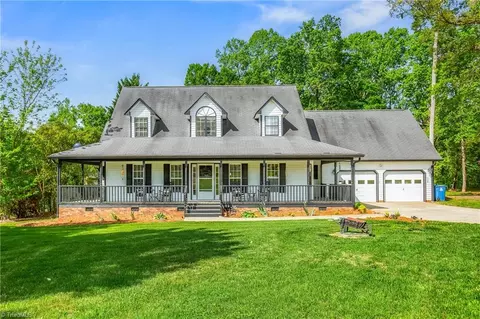 518 Juney Beauchamp Rd, Advance, NC 27006