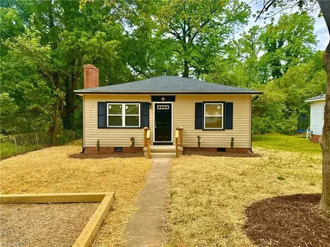 2022 Anthony Ct, Greensboro, NC 27406