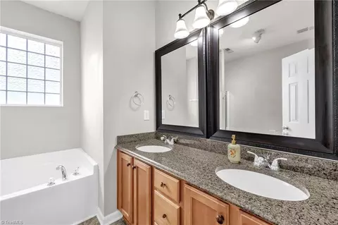 Bath - 4504 Willows Ct, High Point, NC 27265 photo 1 of 3