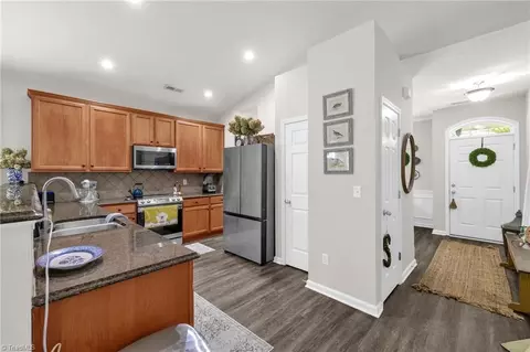 Entry Way - 4504 Willows Ct, High Point, NC 27265 photo 4 of 6