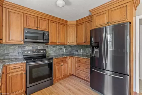 3975 Pine Ridge Dr, Trinity, NC 27370 photo 9