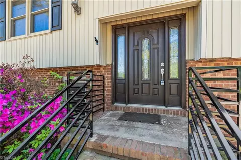 3975 Pine Ridge Dr, Trinity, NC 27370 photo 6