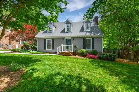 3708 Wynnewood Dr, Greensboro, NC 27408