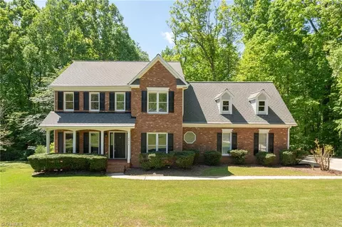 6515 Cardinal Forest Ct, Greensboro, NC 27410