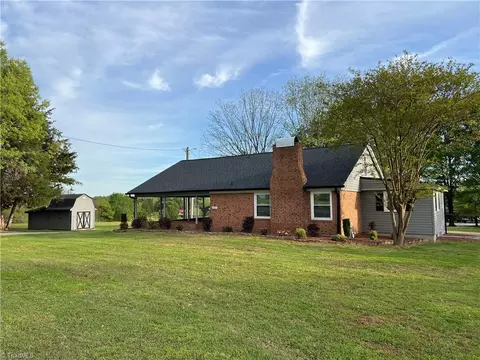 2787 Tyro Rd, Lexington, NC 27295