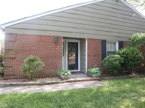 217 Rotary Dr, High Point, NC 27262