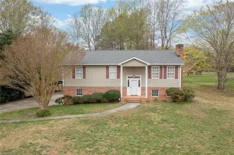 3084 Friedberg Church Rd, Winston Salem, NC 27127