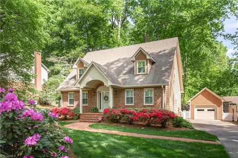 4200 Hobbs Rd, Greensboro, NC 27410