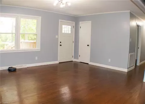 Living - 265 Reginald Rd, Mayodan, NC 27027 photo 2 of 2