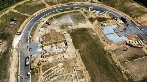 3607 Townland Cir, Clemmons, NC 27012