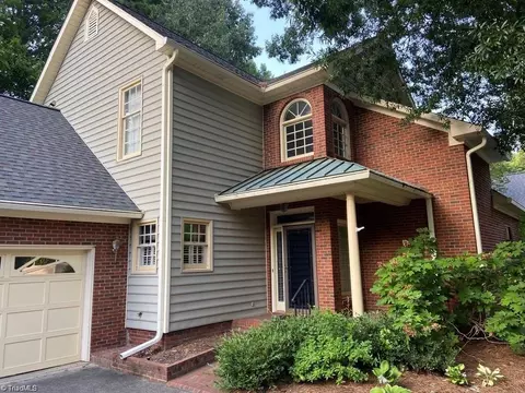 313 Hambrick Ct, Winston Salem, NC 27106