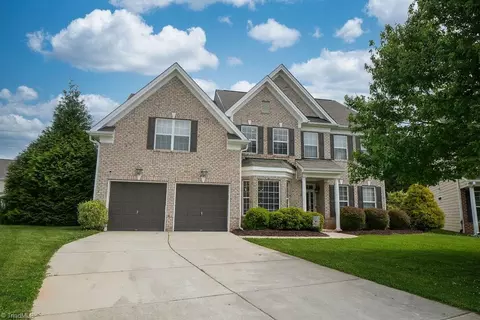 2980 Shady View Dr, High Point, NC 27265