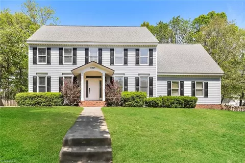 5401 Brandermill Ct, Greensboro, NC 27407