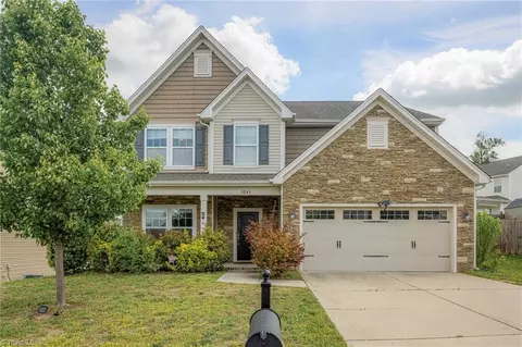 5283 Smoky Ridge Ln, Winston Salem, NC 27127