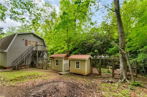 Exterior - 3999 Shannon Dr, Trinity, NC 27370 photo 8 of 13