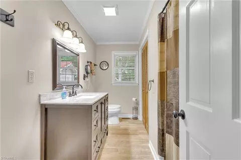 Bath - 3999 Shannon Dr, Trinity, NC 27370 photo 1 of 4