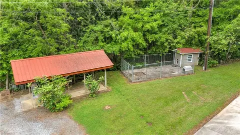Exterior - 3999 Shannon Dr, Trinity, NC 27370 photo 12 of 13