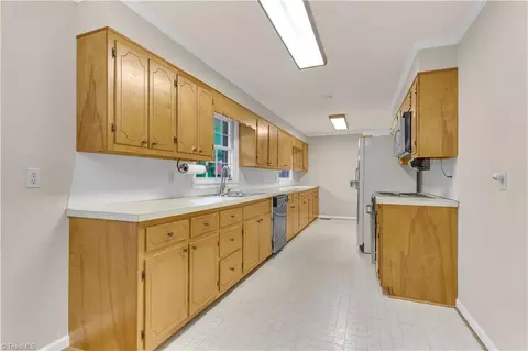 Kitchen - 3999 Shannon Dr, Trinity, NC 27370 photo 1 of 5