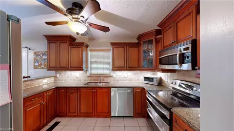 5412 Robbins Country Rd, Trinity, NC 27370 photo 10