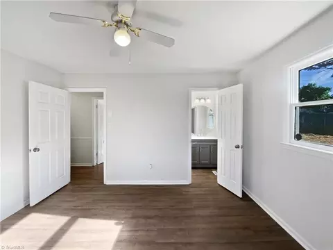 Bedroom - 3916 Rollingwood Ct, Trinity, NC 27370 photo 3 of 6