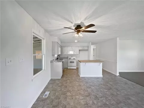 Kitchen - 3916 Rollingwood Ct, Trinity, NC 27370 photo 1 of 2