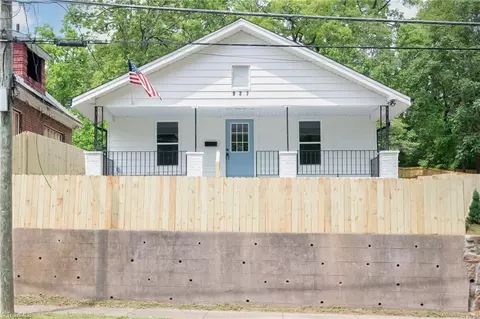 927 Pittsburg Ave, Winston Salem, NC 27105