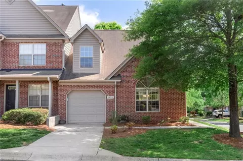3035 Renaissance Pkwy, Jamestown, NC 27282