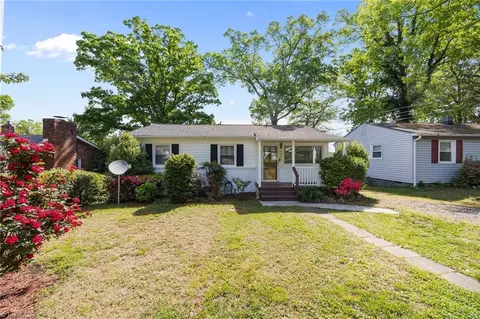 1901 Albatross St, Greensboro, NC 27403
