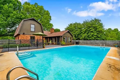 9020 Deer Hill Rd, Belews Creek, NC 27009