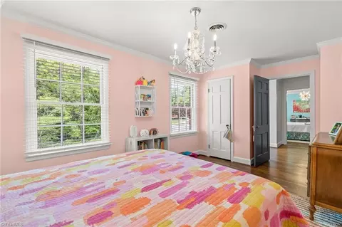 Bedroom - 815 Hillcrest Dr, High Point, NC 27262 photo 8 of 10