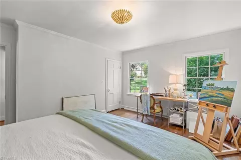 Bedroom - 815 Hillcrest Dr, High Point, NC 27262 photo 2 of 10