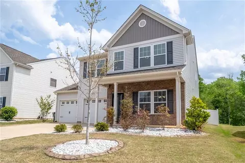 5512 Baverhof Dr, Greensboro, NC 27405