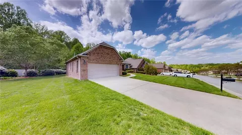 2329 Addison Blvd, High Point, NC 27262 photo 5